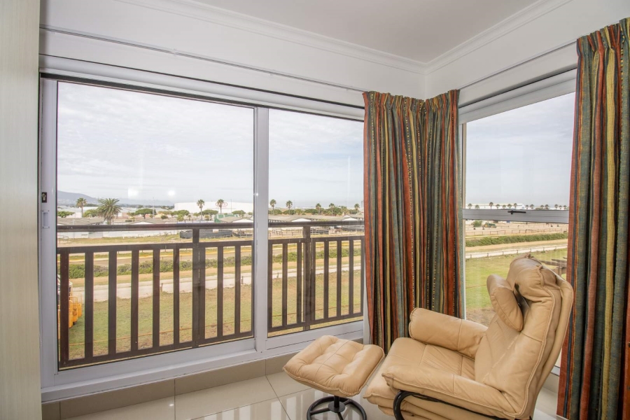 3 Bedroom Property for Sale in Royal Ascot Western Cape